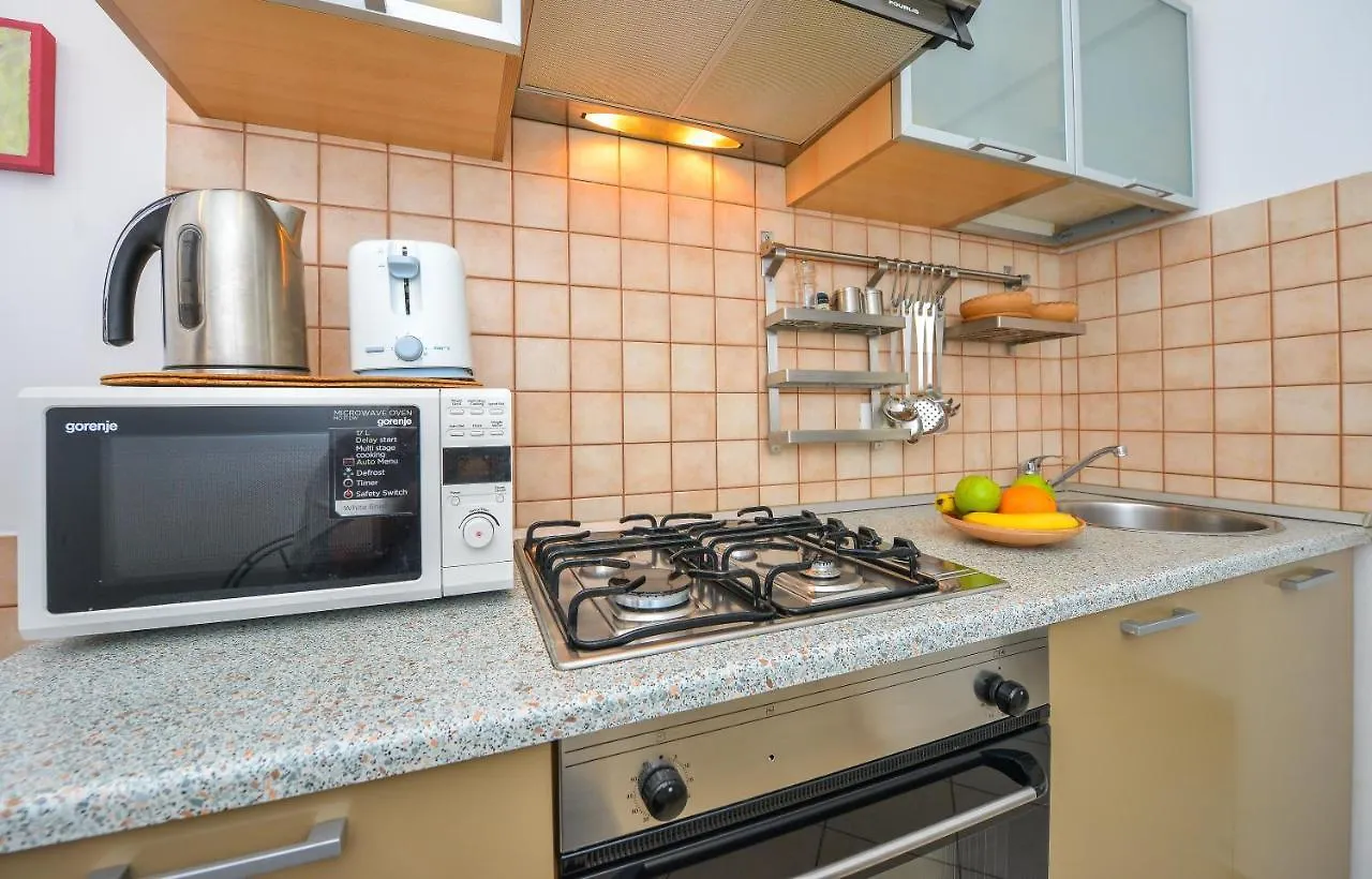 Victoriei_Majestic Apartment Bucharest
